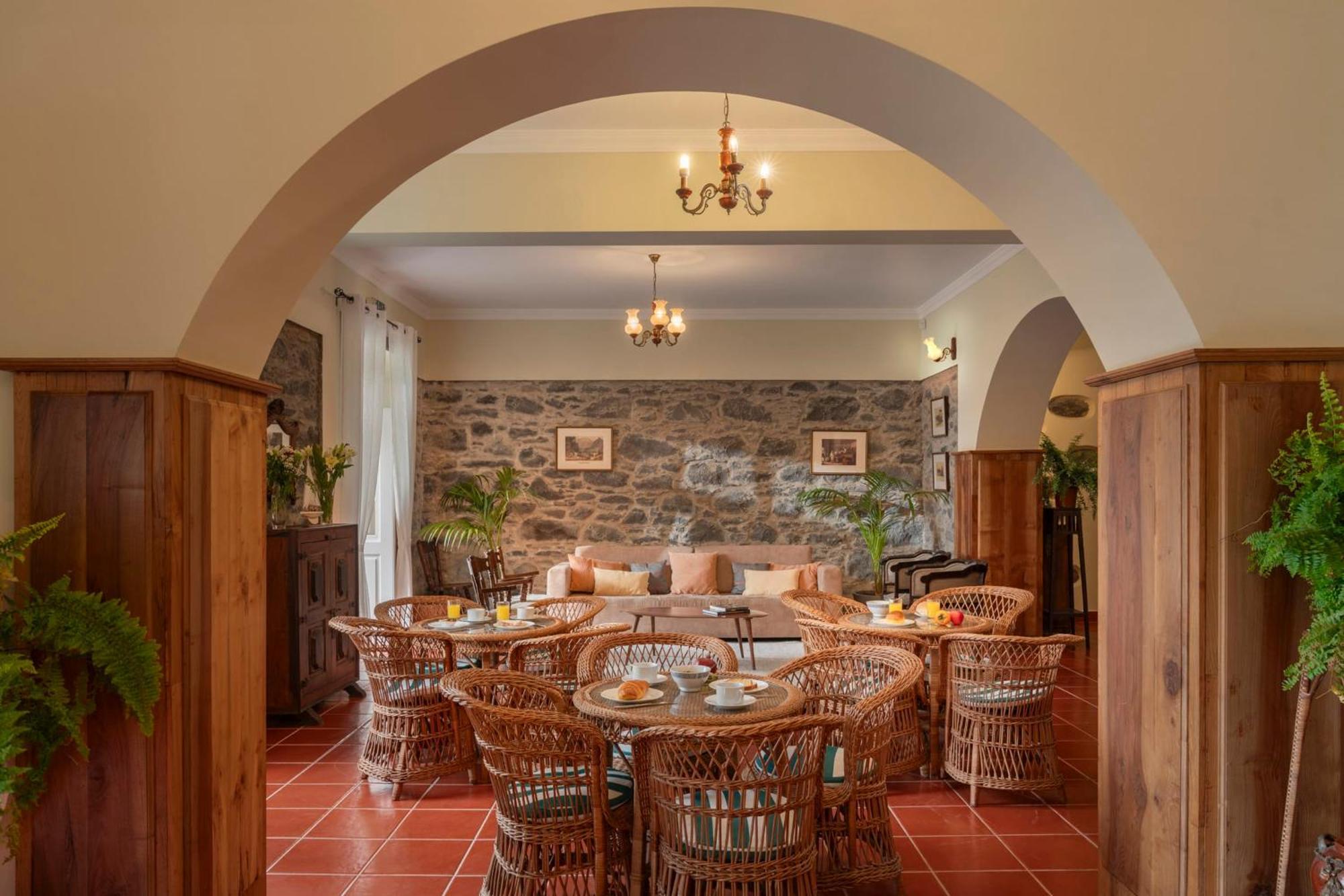 Casa Da Faja Alta - With Breakfast Included, By An Island Apart Jogo da Bola Exterior photo